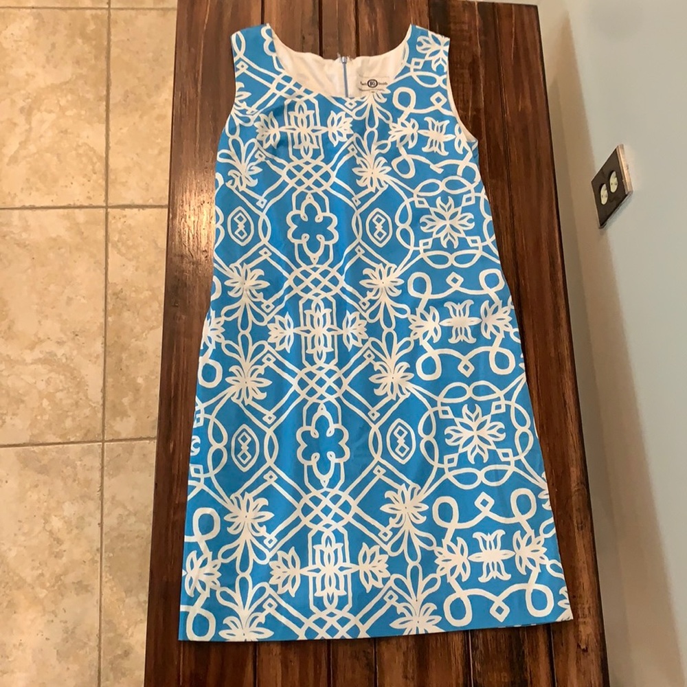 Kaeli Smith blue and white dress size 10